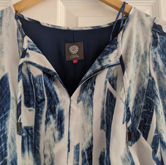 Dress - Picture 3 of 4